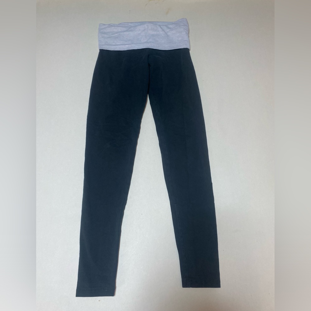 Victoria's Secret Pink Yoga Black and Gray Leggings